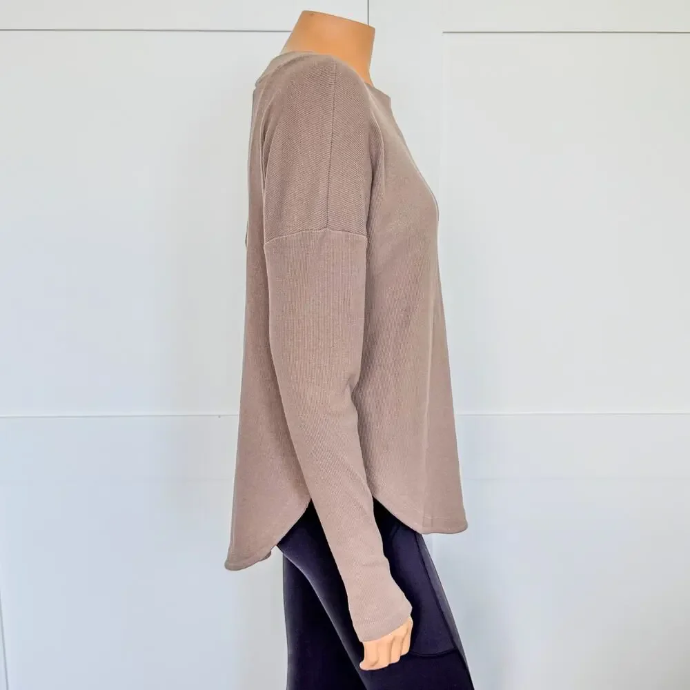 Athleta, Presence Sweatshirt w/ Accented Open Back, Pyrite, Women’s Small, Yoga - Picture 3 of 10